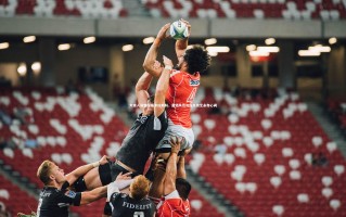 【ng体育平台】大连人深情祝福卡拉斯科，潇洒风范与超凡技艺永存心间